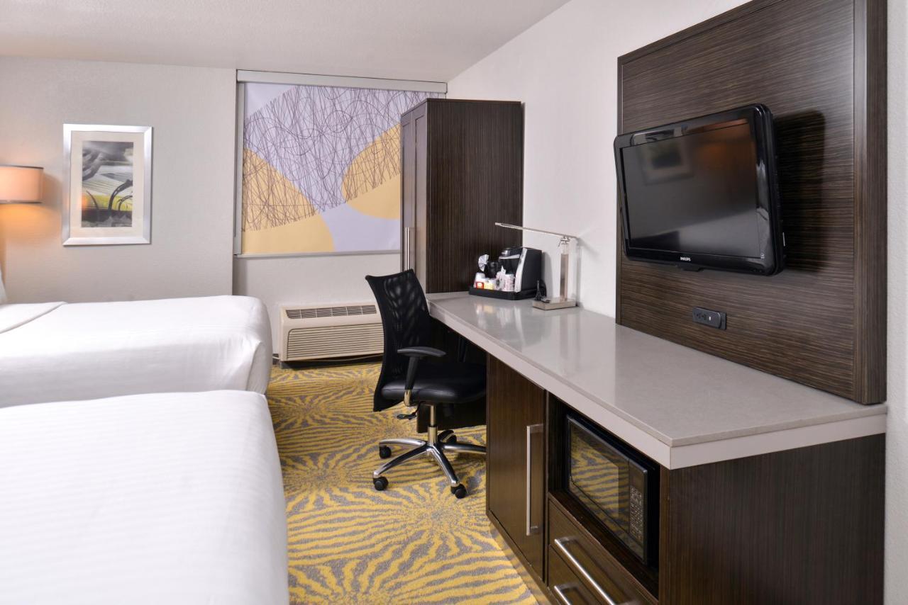 Holiday Inn Dallas-Richardson By Ihg Room photo