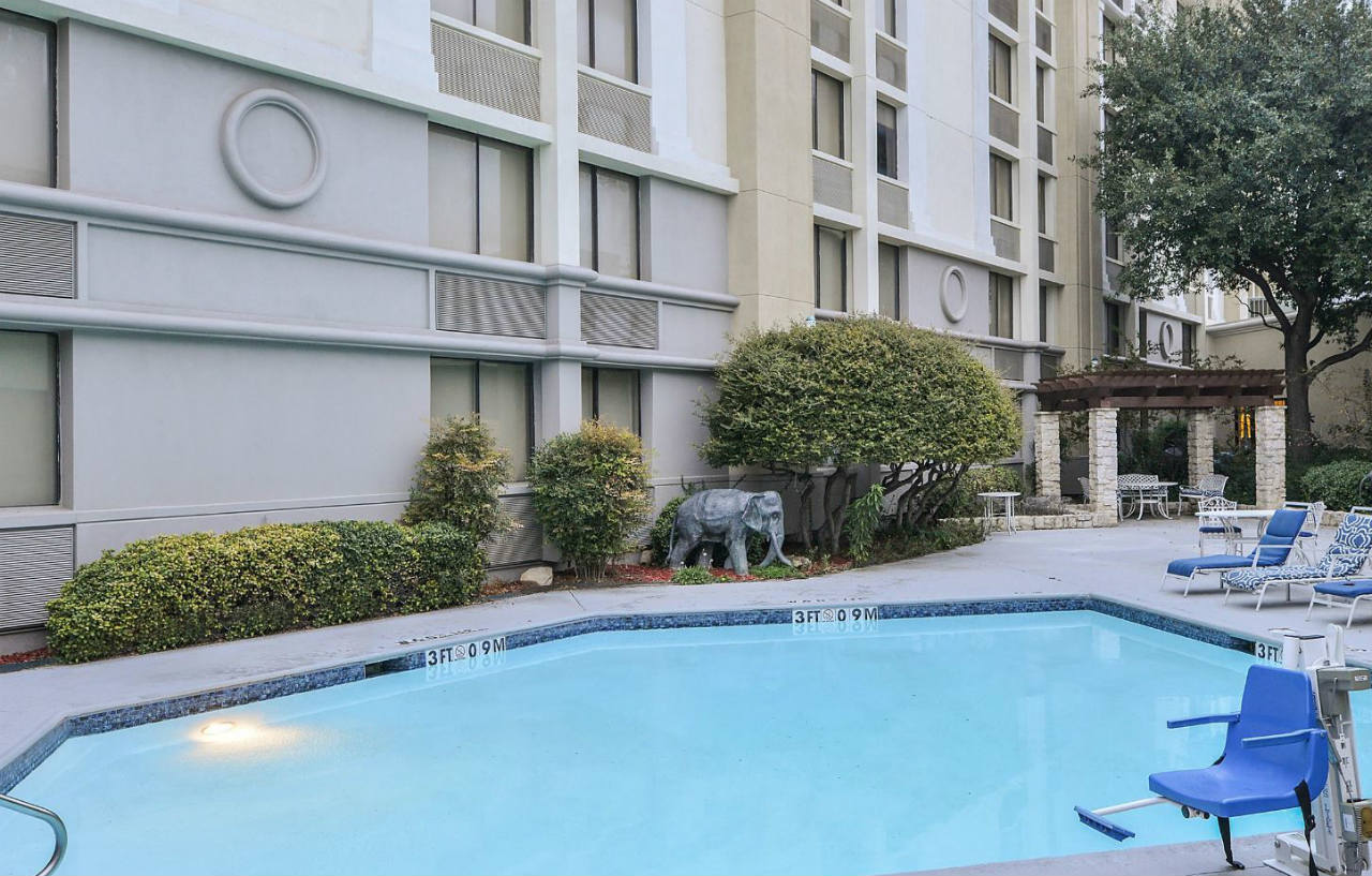 Holiday Inn Dallas-Richardson By Ihg Exterior photo